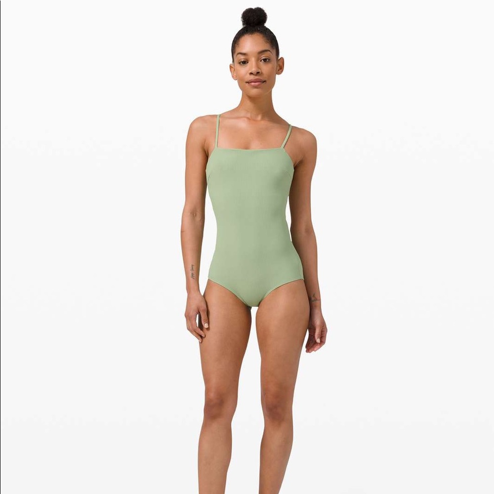 Lululemon Pool Play Full Bum Swimsuit